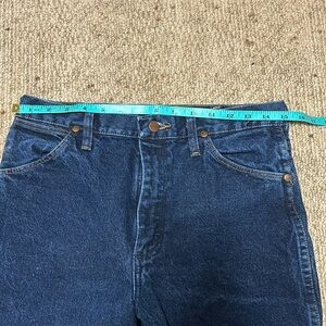 Wrangler 31x32 high rise jeans